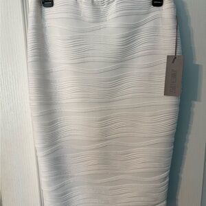 Jennifer Lopez Elegant White Textured Skirt